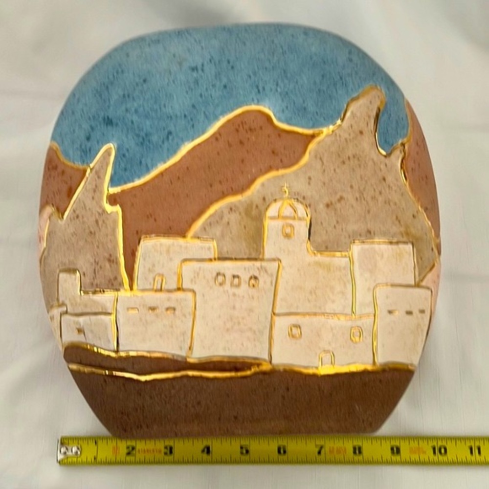 Ceramic Vase ~ Santa Fa Village - Picture 8 of 11